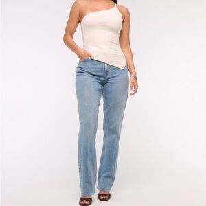 Abercrombie & Fitch Curve Love Ultra High Rise 90s Straight Jean